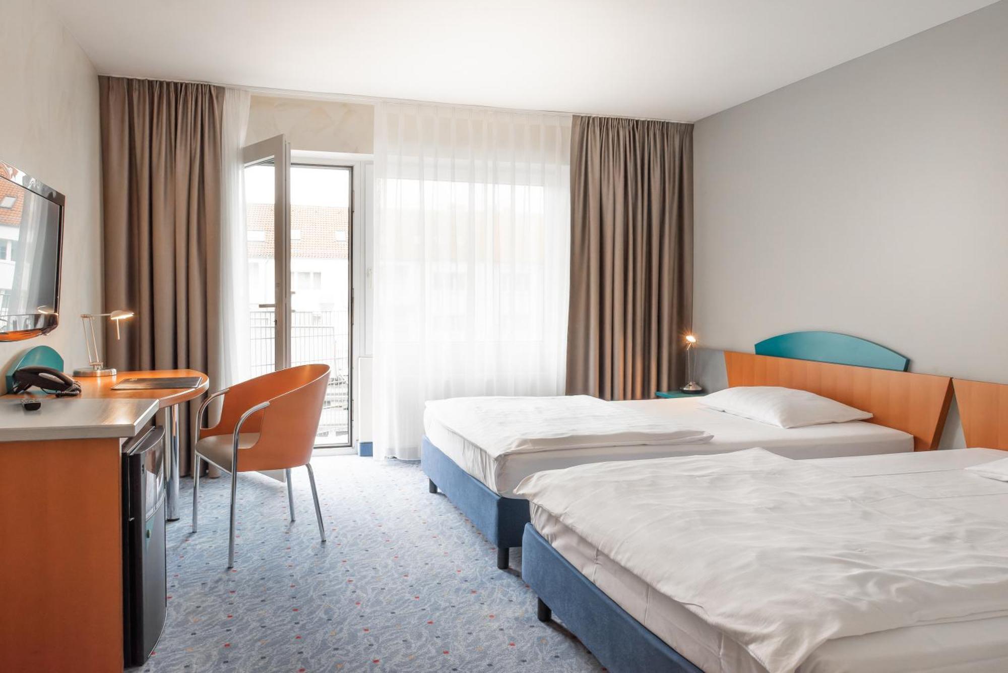 הנובר Hotel Koenigshof Am Funkturm Business מראה חיצוני תמונה