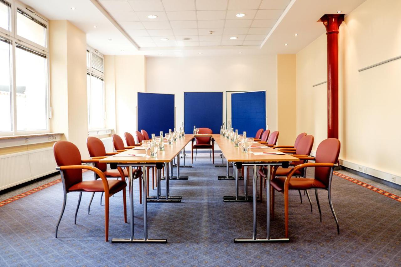 הנובר Hotel Koenigshof Am Funkturm Business מראה חיצוני תמונה